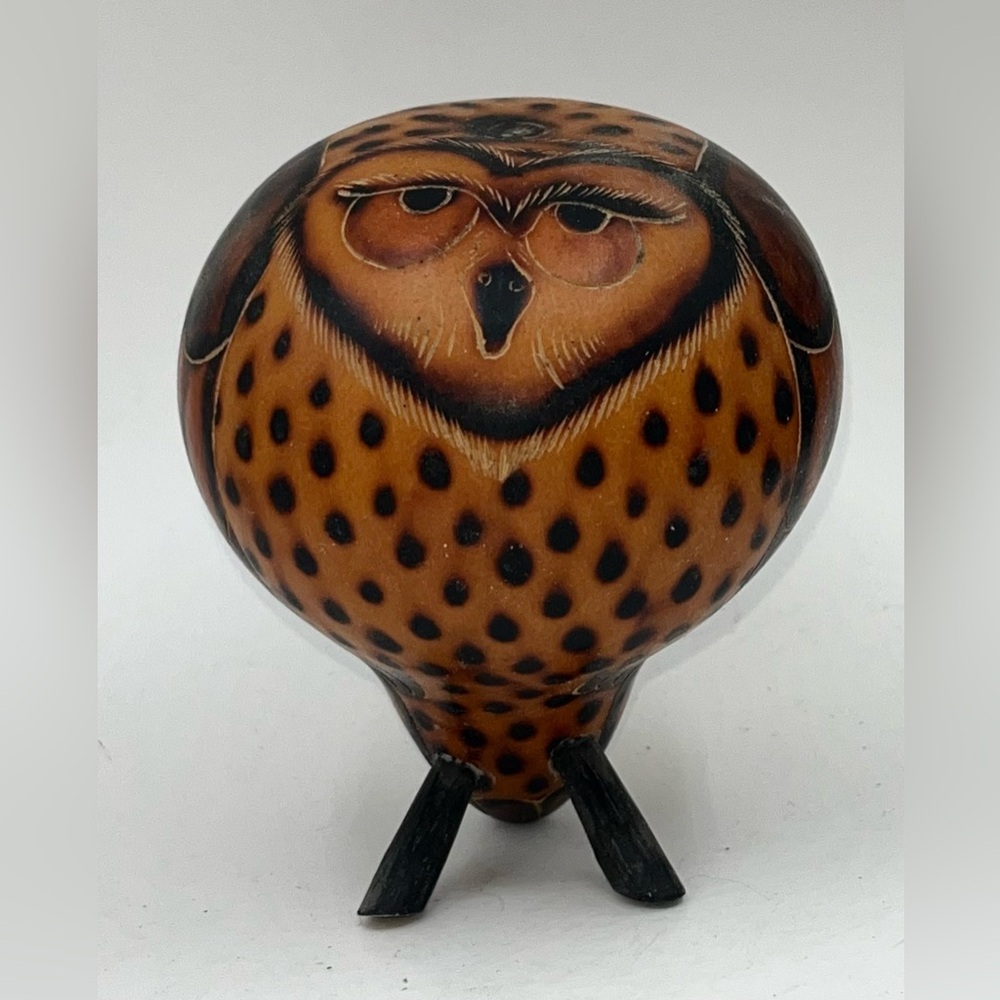 Gourd Owl with Feet - Made in Peru - Rattles 4” EUC
